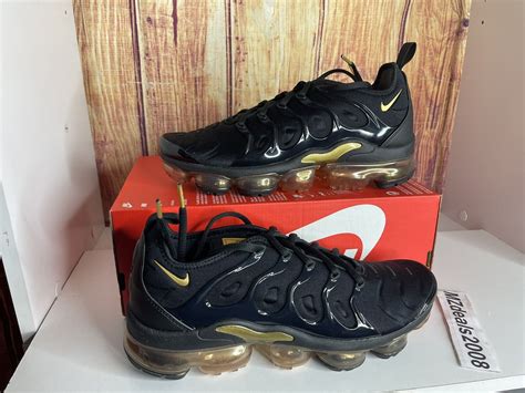 Mens Size 9 Nike Air Vapormax Plus Black Metallic Gold Cw7299 001 Ebay