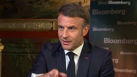 Emmanuel Macron Durcit L G Rement Sa Position Face Totalenergies