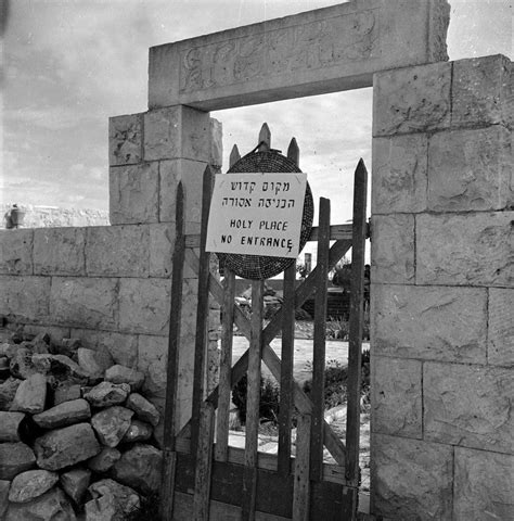 deir yassin massacre  flashbak