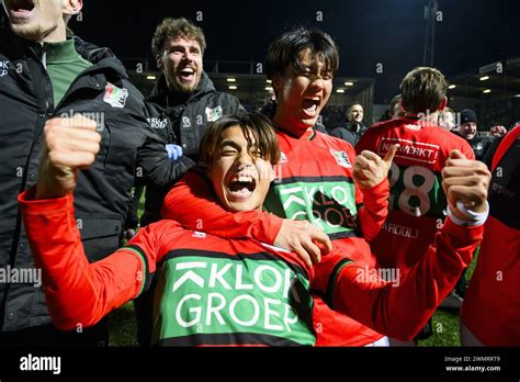 Leeuwarden L R Kodai Sano Of Nec Nijmegen And Koki Ogawa Of Nec