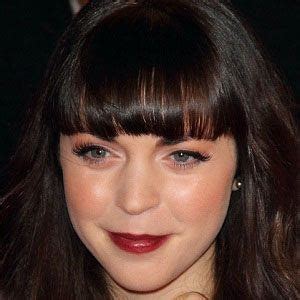 Rachel Bright - Age, Family, Bio | Famous Birthdays