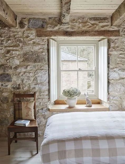 15 Elegant Stone Wall Interior Designs - Decoratoo | Country house ...