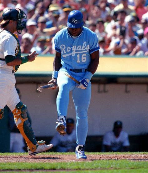 How To Make Striking Out Cool By Bo Jackson Bo Jackson Sports Hero