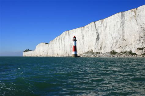 Photos and Pictures of the Beachy Head Lighthouse, Beachy Head, East Sussex