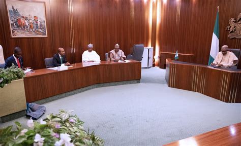 Thecable On Twitter Photos Buhari Meets Efcc Chair Emefiele