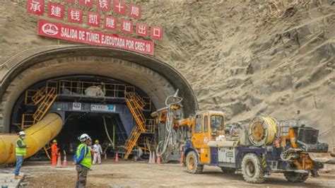 Cosco Shipping Obras en el túnel del Megapuerto de Chancay se