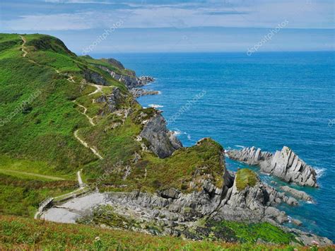 La Costa Norte De Devon Cerca De Lee Bay Muestra Los Estratos De