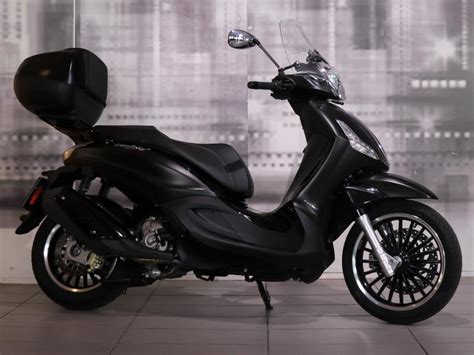 Piaggio Beverly 300 Police Abs Asr Colore Nero Usato In Vendita