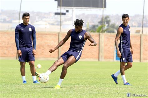 Alianza Lima Vs Nacional El Once Titular De Pablo Bengoechea Para El