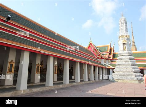 Buddhist Shrine Hi Res Stock Photography And Images Alamy