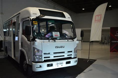 Isuzu Modern Puv At Manila Commercial Vehicle Show In Pasay