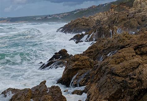 Sailors Society Support Shipwrecked Crew Comet Marine Distress Signals