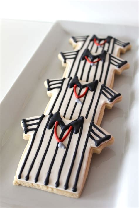 Football Decorated Sugar Cookies The Crafting Foodie