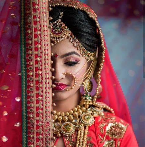 Dupatta Indian Wedding Photography Poses Indian Wedding Photos Indian Bride Photography Poses