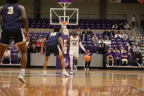 Umhb Mens Basketball Hosts Berry College On Tuesday In Key Non