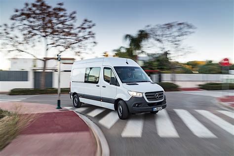 Jeff Bezos Orders 20000 Amazon Branded Mercedes Benz Sprinter Vans