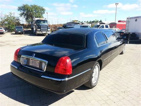 Buy Used Lincoln Town Car Stretch Limousine 6 Passengers In Des Plaines Illinois United States