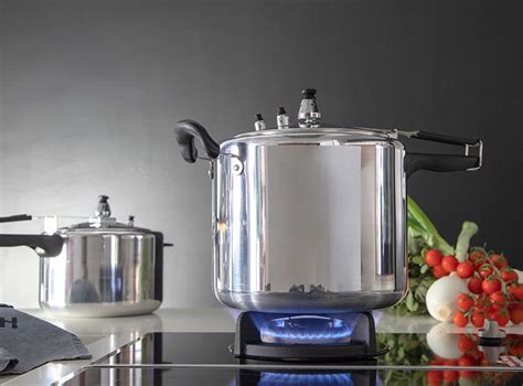 Ripley OLLA A PRESIÓN MARMICOC EXPRESS MATIC 8 L