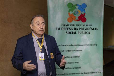 Frente Parlamentar Mista em Defesa da Previdência Social Pública é