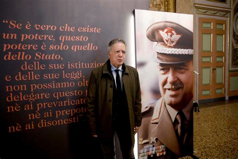 Carlo Alberto Dalla Chiesa L Uomo Il Generale Una Mostra A Palazzo