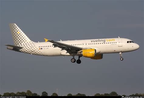 Ec Jnt Vueling Airbus A Photo By Bj Rn Wylezich Id