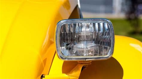 What are Headlights That Pop Up? (Your Complete Guide)