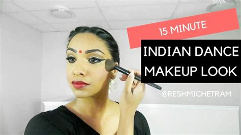 How To Do Eye Makeup For Indian Dance | Saubhaya Makeup