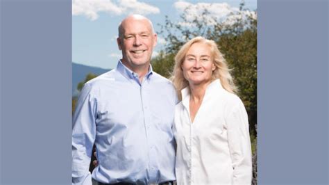 Greg Gianforte Family - Check Photos - World-Wire