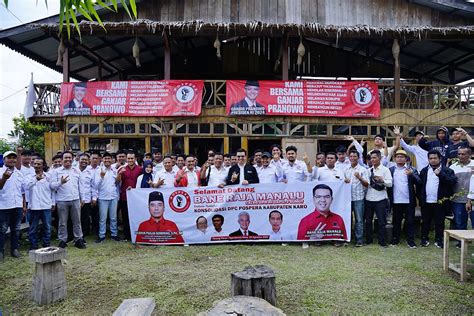 Menangkan Ganjar Pranowo Tim Komunikasi Pdip Satu Barisan Dengan