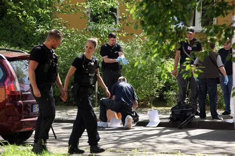 Mord In Berlin Britz Polizei Pr Ft Zwei Neue Hinweise Nach Tat In Neuk Lln