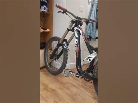 Me new bike 😍 #new #bike #двухподвес #ендуро #стрит #даунхилл #стритец ...