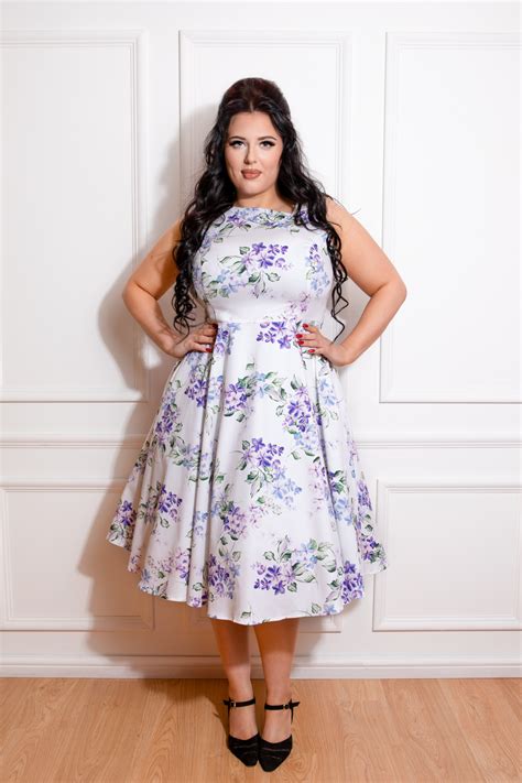 Tasha Floral Swing Dress In Plus Size In White Hearts And Roses London