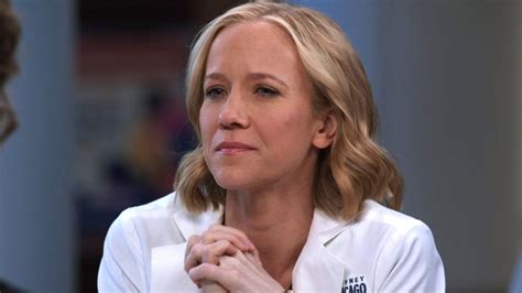 Chicago Med Star Jessy Schram Reveals Season 9 Premiere Plot Details