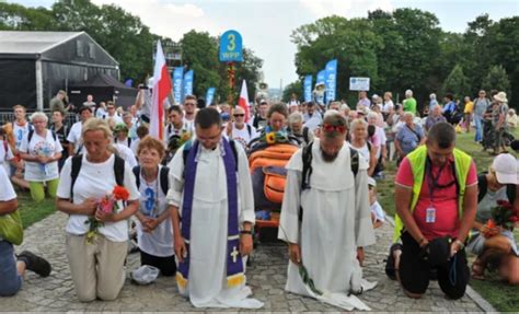 40 000 Catholics Make Pilgrimage To Our Lady Of Czestochowa In Poland