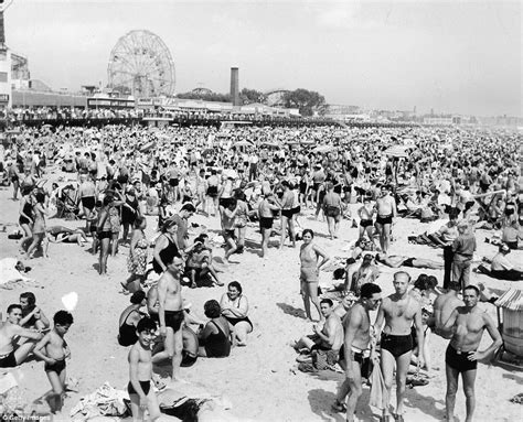 1940s Coney Island Freak Shows Best Legs Contests Daily Mail Online