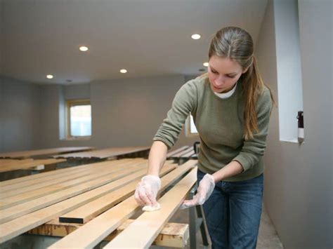 Preserving and Staining Reclaimed Wood - Best Ways in 2023 - Building ...