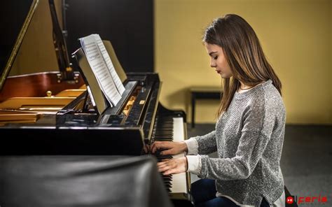 Aprende C Mo Tocar Una Canci N En Piano Gu A Completa Para