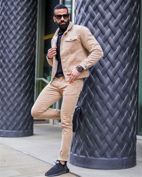 Introducir Imagen Outfit Beige Con Negro Hombre Abzlocal Mx