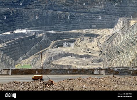 View Into The Deepest Open Cast Pit In The World Kennecott Utah Copper