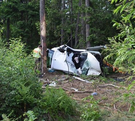 Junger Mann Stirbt Bei Schwerem Unfall News Nordbayerischer Kurier