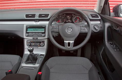 Volkswagen Passat 2011 2014 Interior Autocar