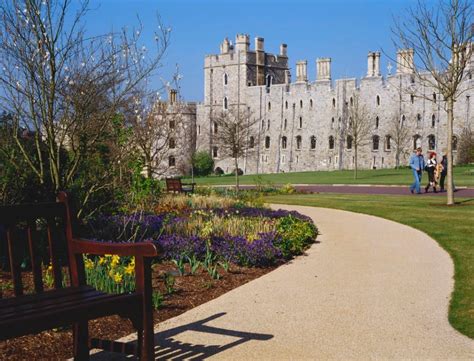 windsor castle gardens  jubilee garden east terrace moat garden