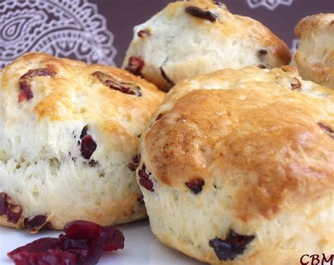 Dans La Cuisine De Blanc Manger Scones Aux Canneberges