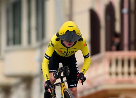 El Extravagante Casco De Jonas Vingegaard Que Causa Debate En El Ciclismo