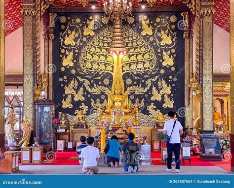 People Pray Respect The Shrine Of The Four Faced Brahma Statue