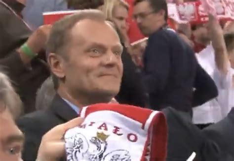 Donald Tusk porzucił zdrowy rozsadek i wytypował TAKI wynik meczu