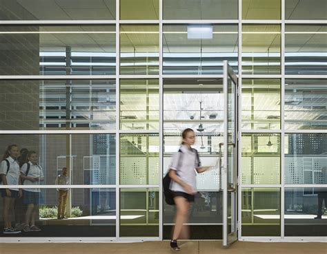 Ridge View Secondary College, Baldivis - Parry and Rosenthal Architects