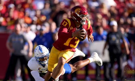 Heisman Winner Caleb Williams Throws 4 Td Passes Leads No 6 Usc Past