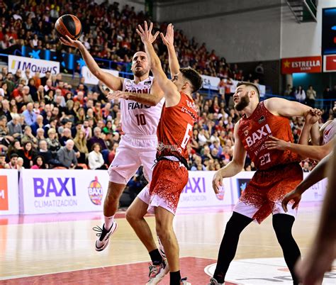 BAXI MANRESA BASQUET GIRONA Gus Carrasco TFE Flickr