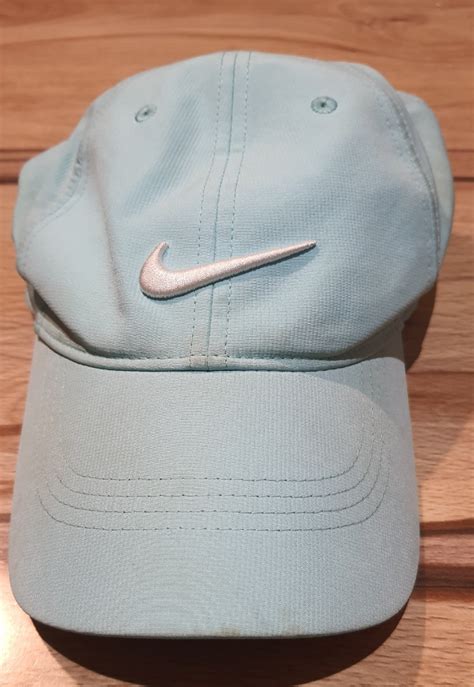 (NIKE) Hats, Men's Fashion, Watches & Accessories, Cap & Hats on Carousell